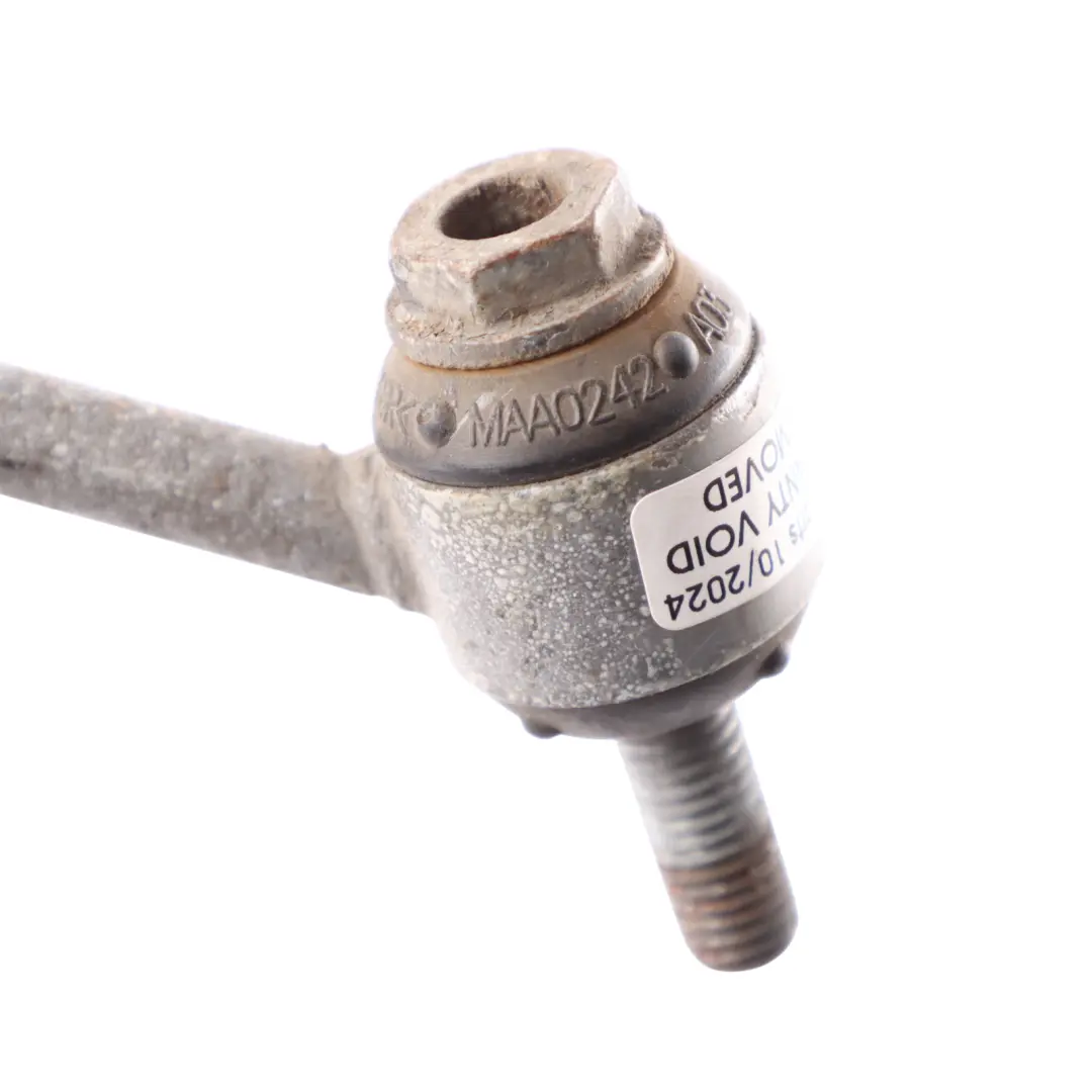 Barre Stabilisatrice Arrière Gauche Droite pour Mercedes W176 W246 à propos du numéro de pièce A2463200100 Mercedes W176 W246 Barre Stabilisatrice Arrière Gauche Droite - SKU A2463200100 - Numéro de pièce A2463200100