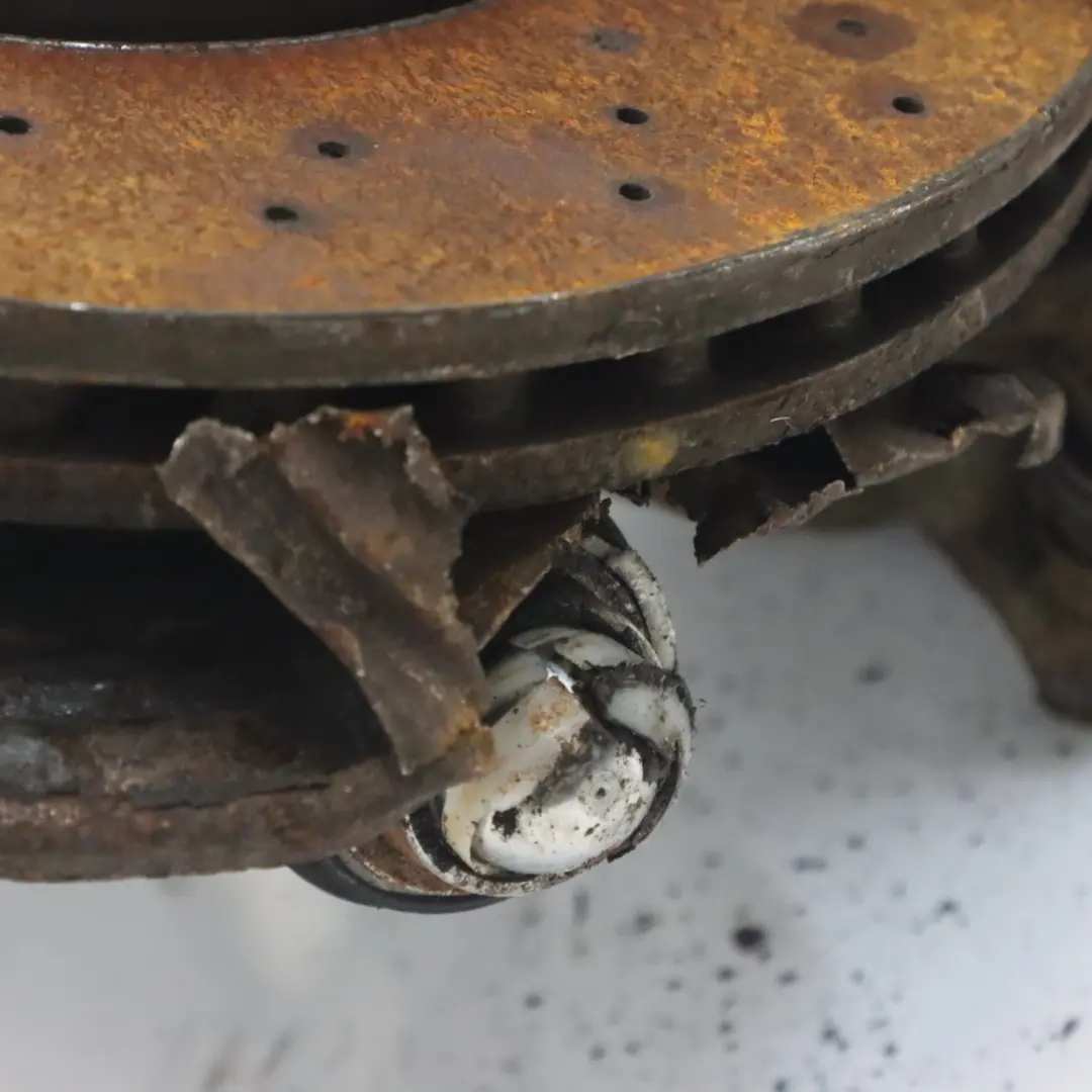Mercedes W246 B180 CDI Vorne Rechts Aufhängung Bein Bremse Radnabenträger - SKU A2463233600-1 - Teilenummer A2463233600