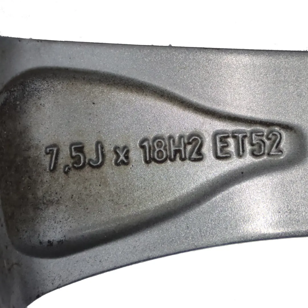 Leicht Metall Felge 18" 7,5J ET:52 5 Doppel Speiche für Mercedes C117 mit Teilenummer A2464010400 Mercedes C117 Leicht Metall Felge 18" 7,5J ET:52 5 Doppel Speiche - SKU A2464010400-5 - Teilenummer A2464010400