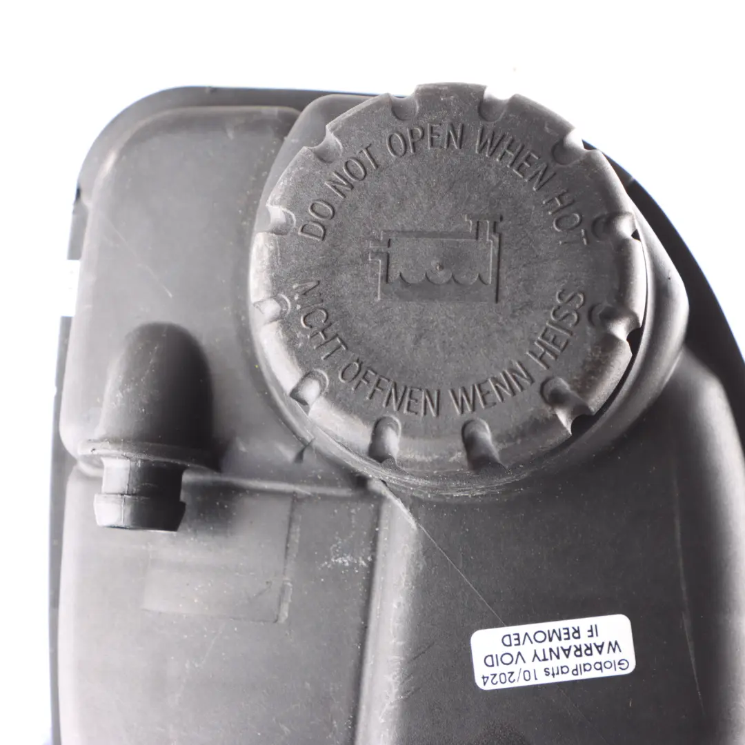 Réservoir d'expansion du liquide refroidissement Mercedes W176 W246 - SKU A2465000049 - Numéro de pièce A2465000049