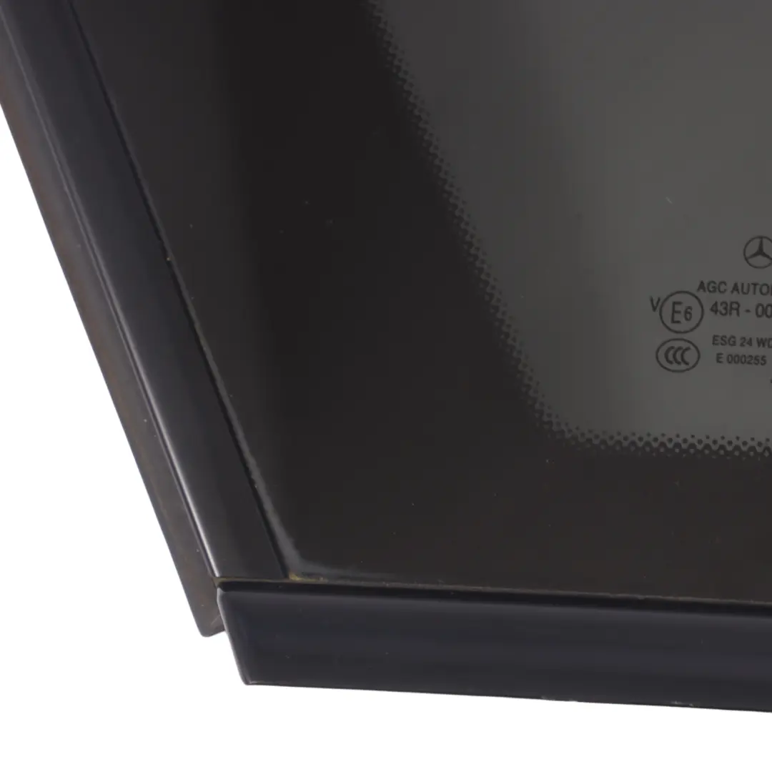 Mercedes W246 Vitre latérale arrière gauche teintée AS3 - SKU A2466702300-1 - Numéro de pièce A2466702300