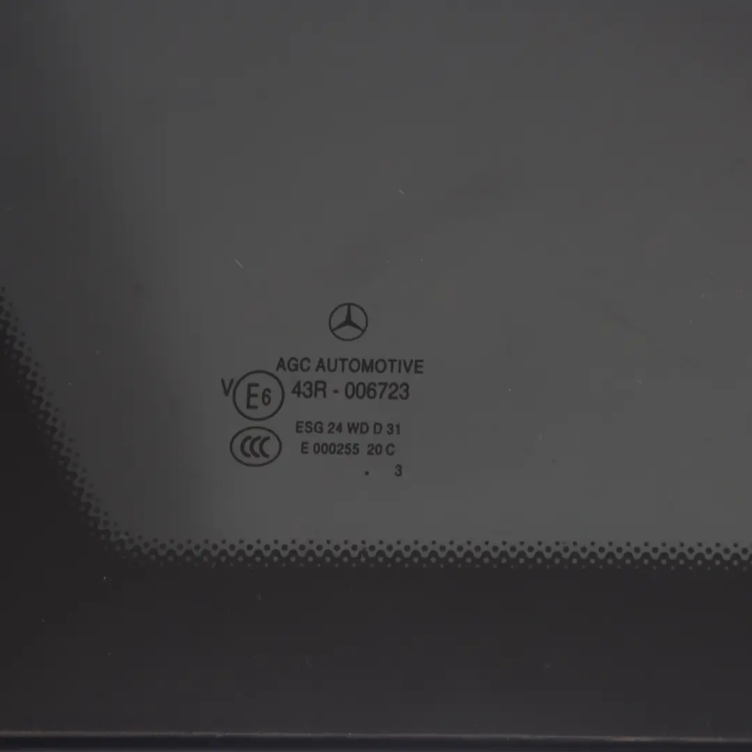Mercedes W246 Vitre latérale arrière gauche teintée AS3 - SKU A2466702300-1 - Numéro de pièce A2466702300