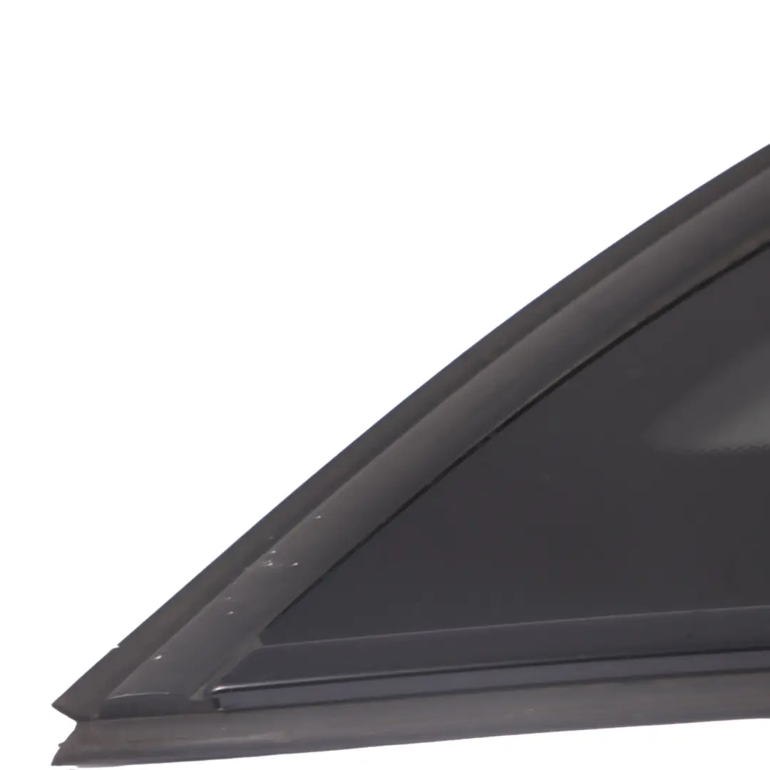 Mercedes W246 Vitre latérale arrière gauche teintée AS3 - SKU A2466702300-1 - Numéro de pièce A2466702300