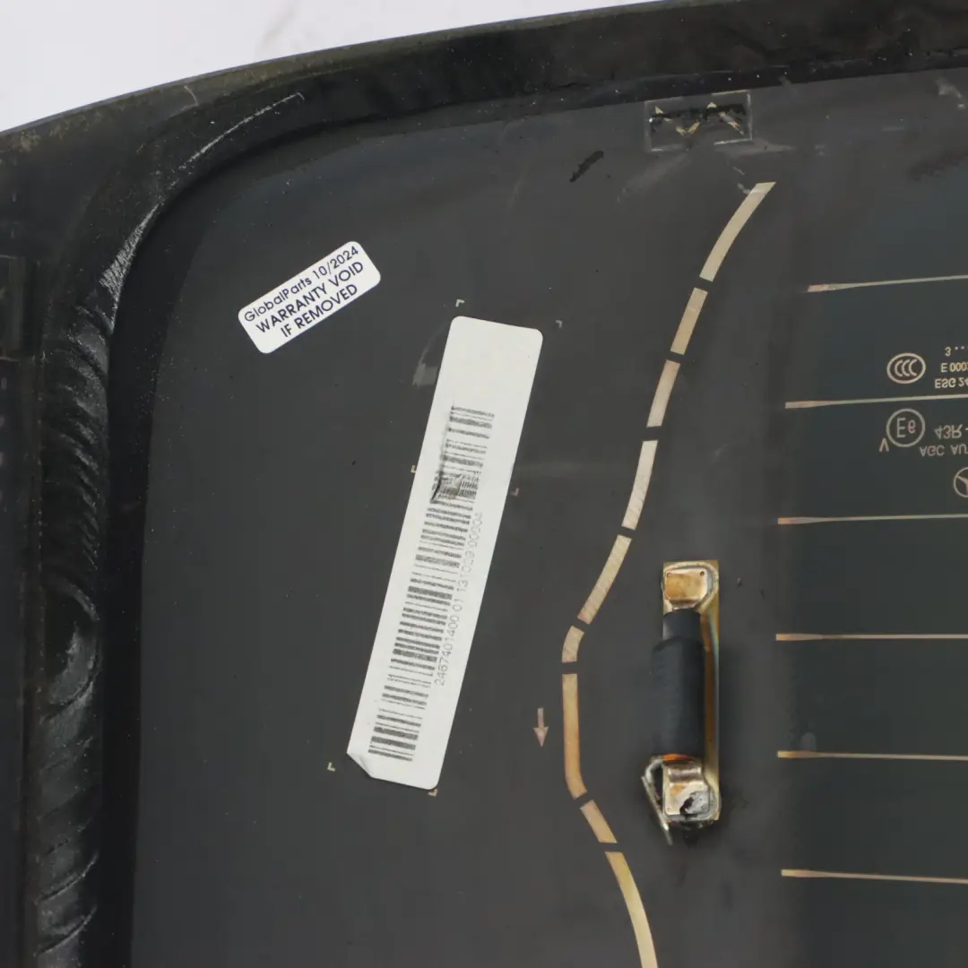 Szyba Tylna Klapy Bagażnika AS3 Przyciemniana do Mercedes W246 o numerze A2467400400 Mercedes W246 Szyba Tylna Klapy Bagażnika AS3 Przyciemniana - SKU A2467400400 - Numer Części A2467400400