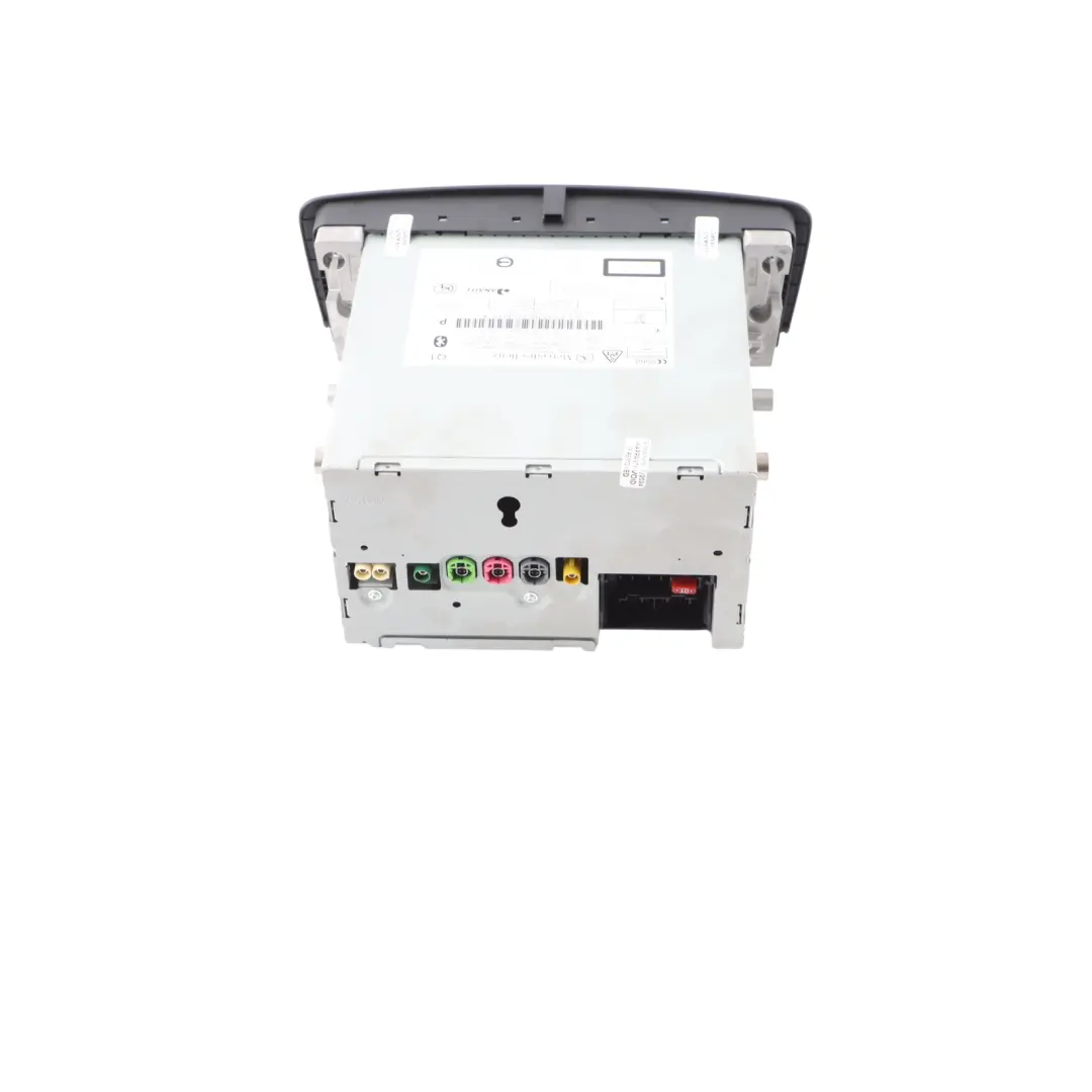 Radioodtwarzacz Radio Nawigacja do Mercedes CLA C117 W176 W246 o numerze A2469000616 Mercedes CLA C117 W176 W246 Radioodtwarzacz Radio Nawigacja - SKU A2469000616 - Numer Części A2469000616