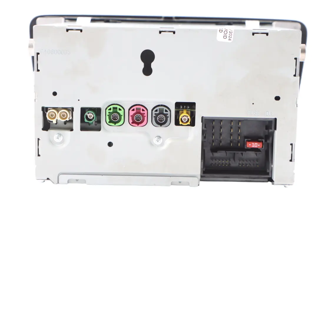 Radioodtwarzacz Radio Nawigacja do Mercedes CLA C117 W176 W246 o numerze A2469000616 Mercedes CLA C117 W176 W246 Radioodtwarzacz Radio Nawigacja - SKU A2469000616 - Numer Części A2469000616