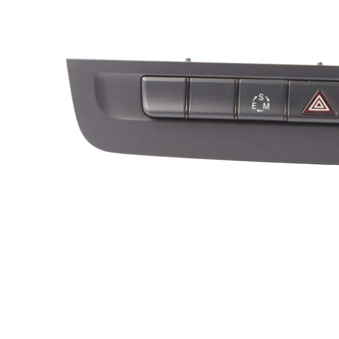 Mercedes CLA C117 W176 W246 Panel Przycisków Przełączników - SKU A2469053002 - Numer Części A2469053002