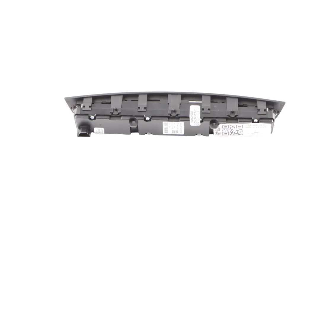 Mercedes CLA C117 W176 W246 Consola Central Botonera - SKU A2469053002 - Número de pieza A2469053002