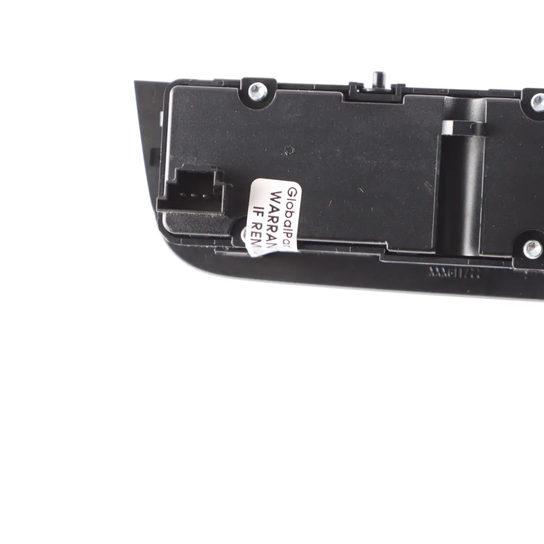 Consola Central Botonera para Mercedes CLA C117 W176 W246 con número de pieza A2469053002 Mercedes CLA C117 W176 W246 Consola Central Botonera - SKU A2469053002 - Número de pieza A2469053002