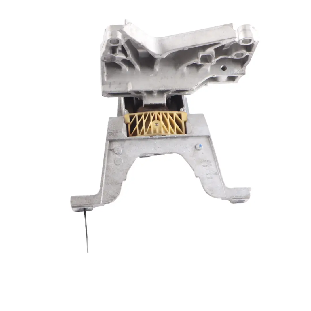 Mercedes V177 M260 Soporte De Motor Delantero Derecho - SKU A2472401600 - Número de pieza A2472401600