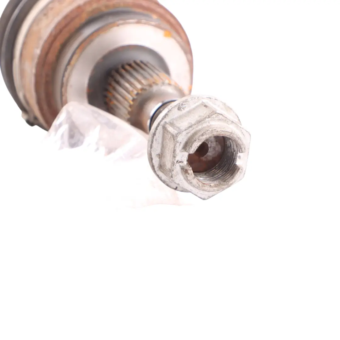 Albero di trasmissione asse posteriore sinistro per Mercedes V251 con numero di parte A2513500110 Mercedes V251 Albero di trasmissione asse posteriore sinistro - SKU A2513500110 - Numero di parte A2513500110