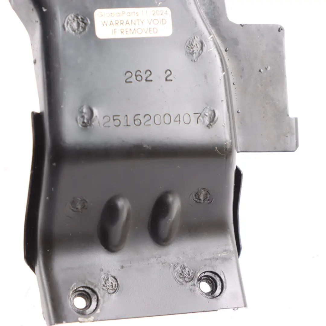 Couvercle tour force printemps Support garniture droit pour Mercedes W251 à propos du numéro de pièce A2516200407 Mercedes W251 Couvercle tour force printemps Support garniture droit - SKU A2516200407 - Numéro de pièce A2516200407