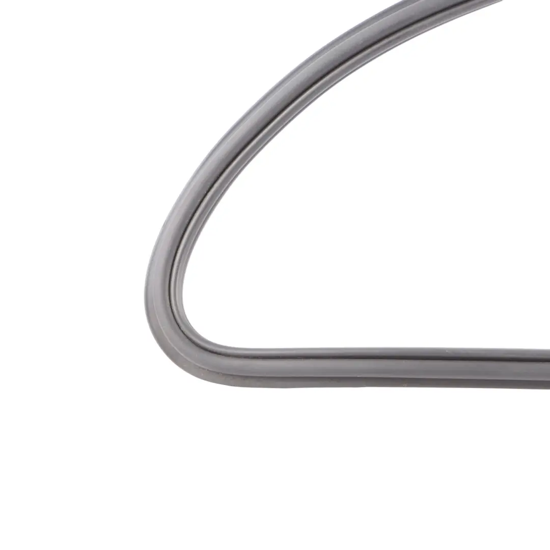 Seal Gasket Rear Right O/S Quarter Window Glass A2516702419 to Mercedes V251 with Part number A2516702039 Mercedes V251 Seal Gasket Rear Right O/S Quarter Window Glass A2516702419 - SKU A2516702039 - Part number A2516702039