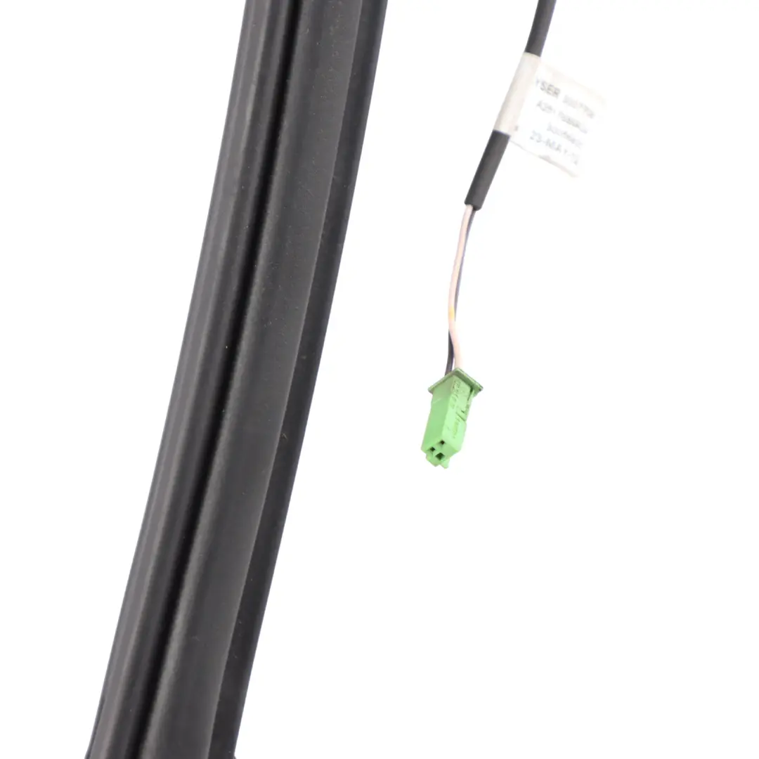Joint Étanchéité Vitre Custode Arrière Droit A2516702419 pour Mercedes V251 à propos du numéro de pièce A2516702039 Mercedes V251 Joint Étanchéité Vitre Custode Arrière Droit A2516702419 - SKU A2516702039 - Numéro de pièce A2516702039