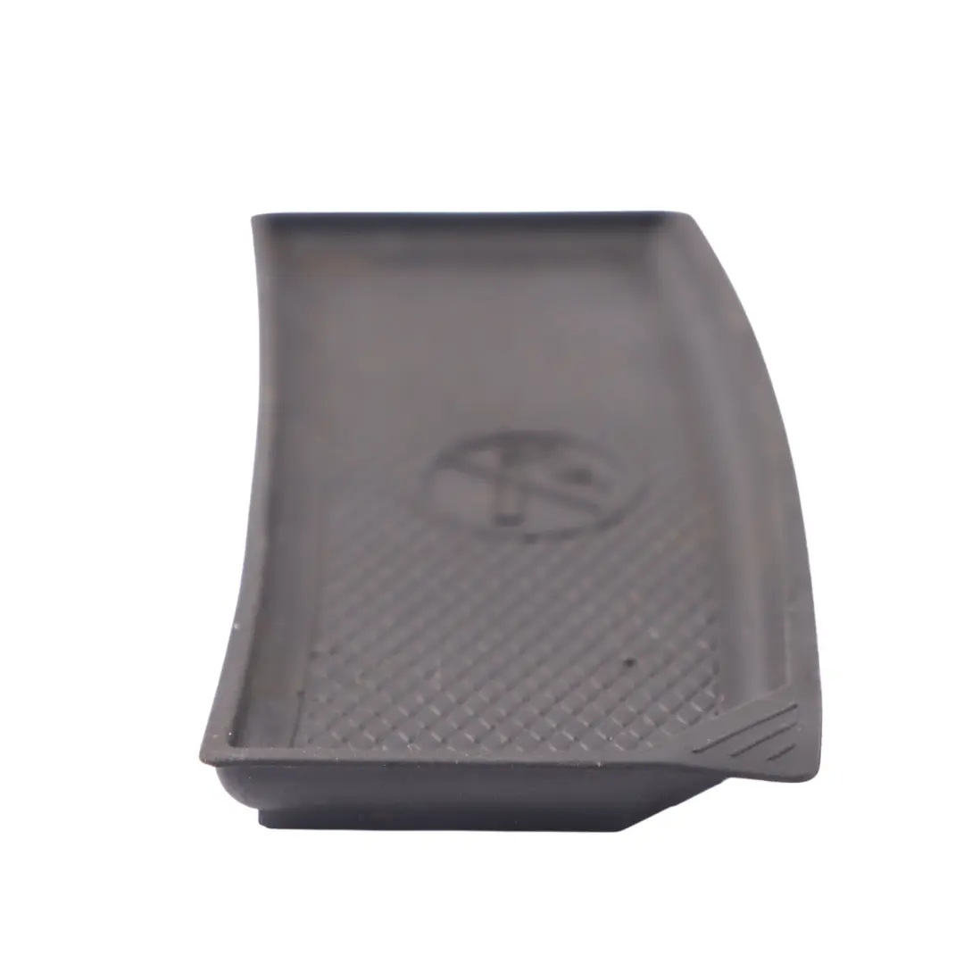 Alfombrilla goma interior compartimento almacenamiento para Mercedes W251 con número de pieza A2516840159 Mercedes W251 Alfombrilla goma interior compartimento almacenamiento - SKU A2516840159 - Número de pieza A2516840159