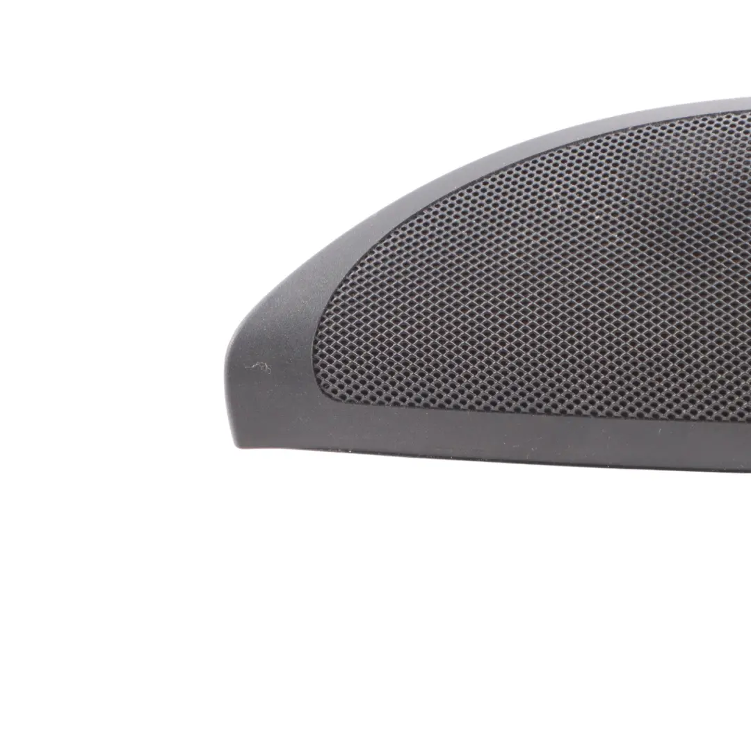 Cache Triangulaire Haut-Parleur D'Aigus Avant Gauche pour Mercedes W251 à propos du numéro de pièce A2517250194 Mercedes W251 Cache Triangulaire Haut-Parleur D'Aigus Avant Gauche - SKU A2517250194 - Numéro de pièce A2517250194