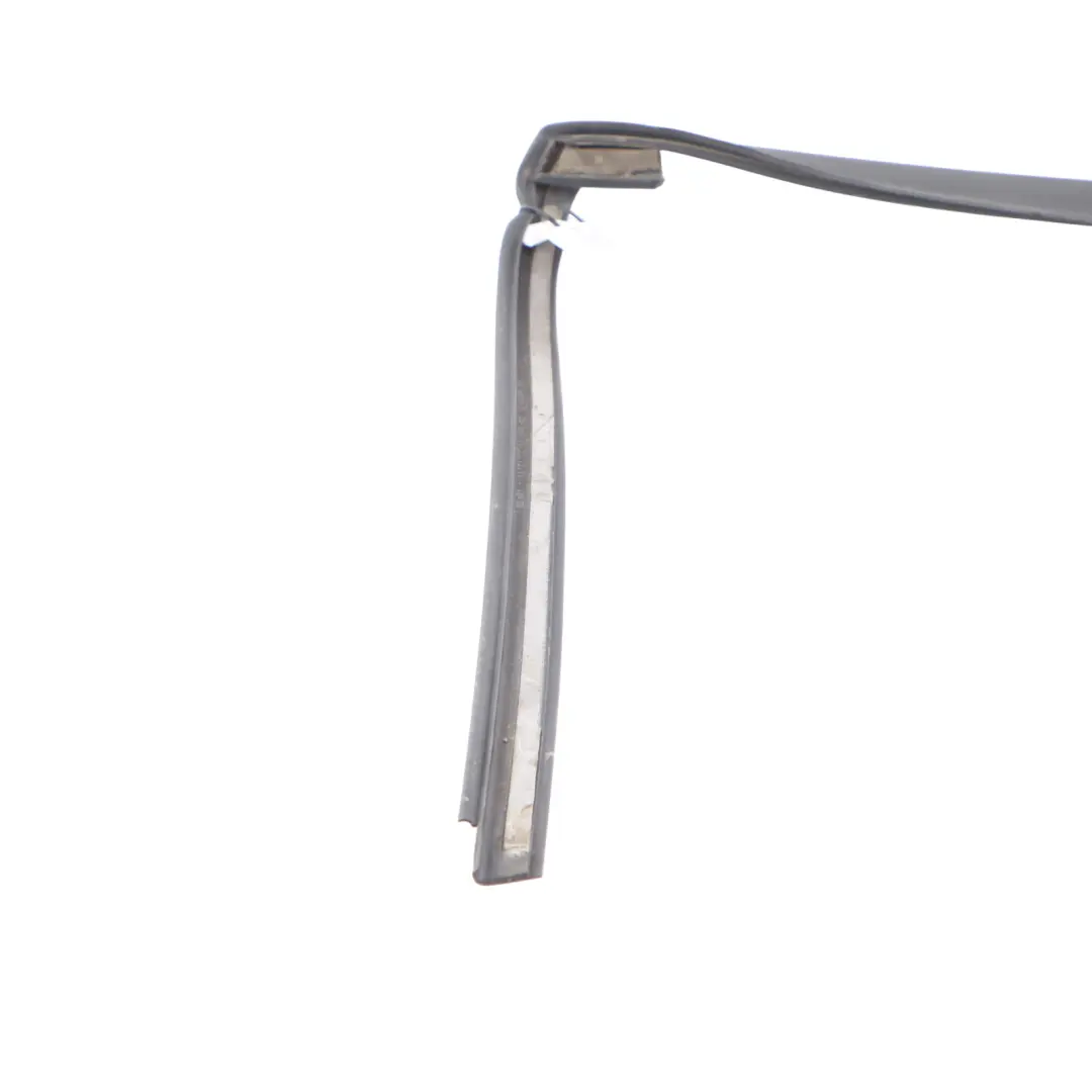 Junta Goma Puerta Trasera Izquierda Ventana para Mercedes V251 con número de pieza A2516909580 Mercedes V251 Junta Goma Puerta Trasera Izquierda Ventana - SKU A2516909580-1 - Número de pieza A2516909580