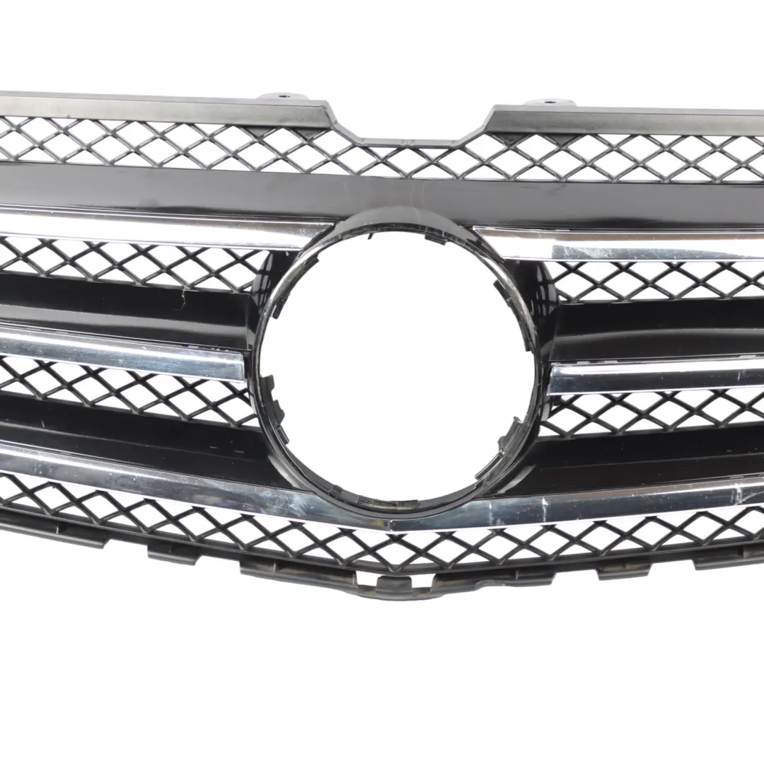 Grille Avant Support Radiateur Garniture Cache A2518800583 pour Mercedes W251 à propos du numéro de pièce A2518801583 Mercedes W251 Grille Avant Support Radiateur Garniture Cache A2518800583 - SKU A2518801583 - Numéro de pièce A2518801583