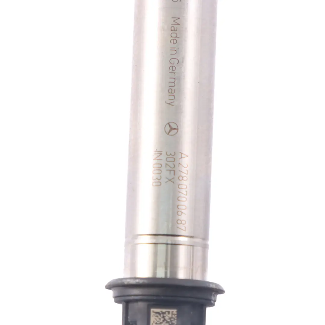 Mercedes C204 Fuel Injection Pressure Rail Injector Nozzle - SKU A2760703995 - Part number A2760703995