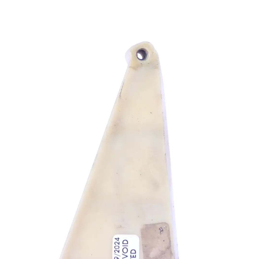 Intake Duct Tube Channel M276 Petrol to Mercedes W204 R172 Air with Part number A2761400312 Mercedes W204 R172 Air Intake Duct Tube Channel M276 Petrol - SKU A2761400218 - Part number A2761400312