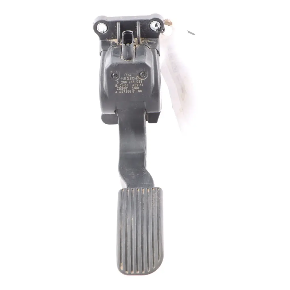 W907 Throttle Accelerator Pedal to Mercedes Vito W447 Sprinter W906 with Part number A4473000100 Mercedes Vito W447 Sprinter W906 W907 Throttle Accelerator Pedal - SKU A4473000100 - Part number A4473000100