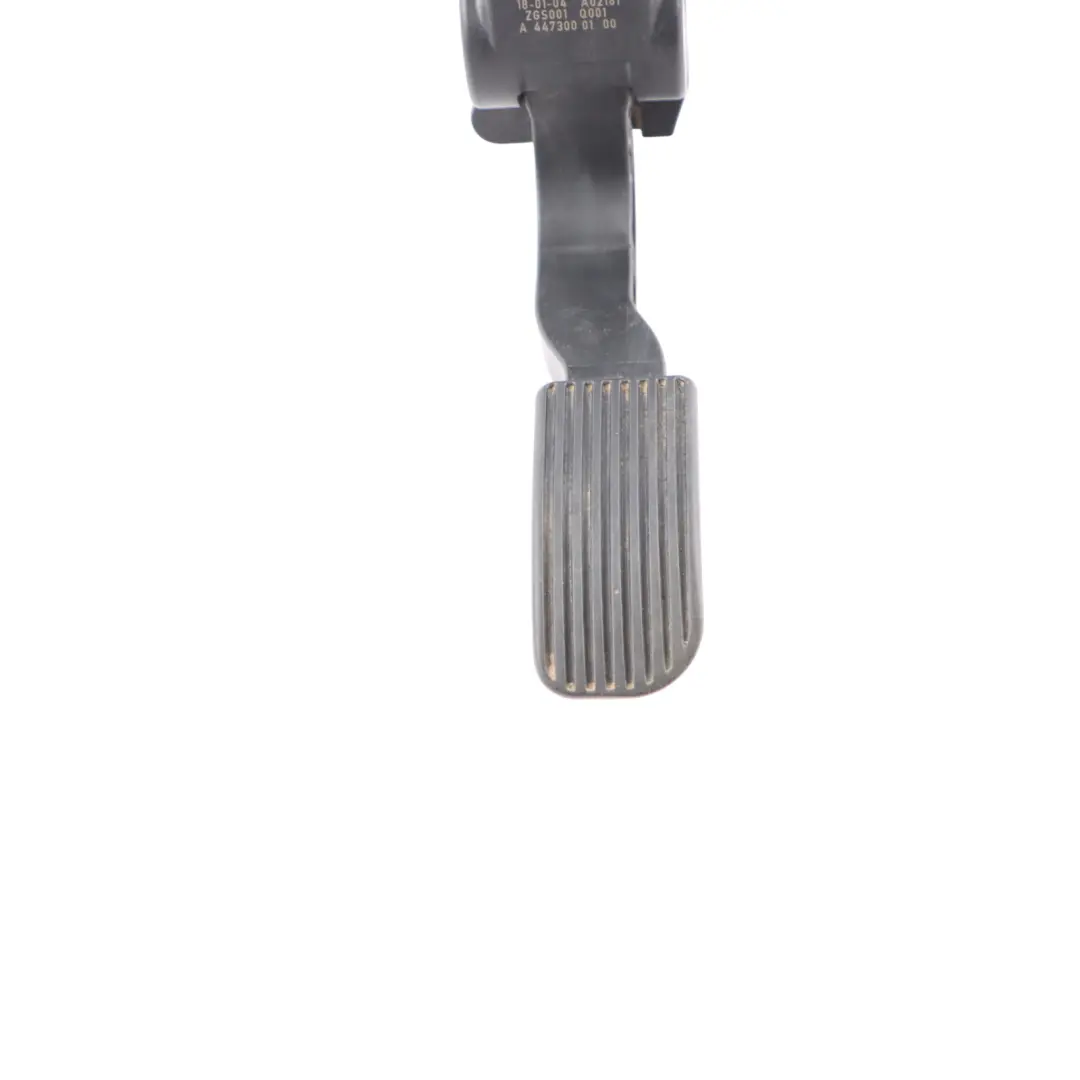 W907 Throttle Accelerator Pedal to Mercedes Vito W447 Sprinter W906 with Part number A4473000100 Mercedes Vito W447 Sprinter W906 W907 Throttle Accelerator Pedal - SKU A4473000100 - Part number A4473000100
