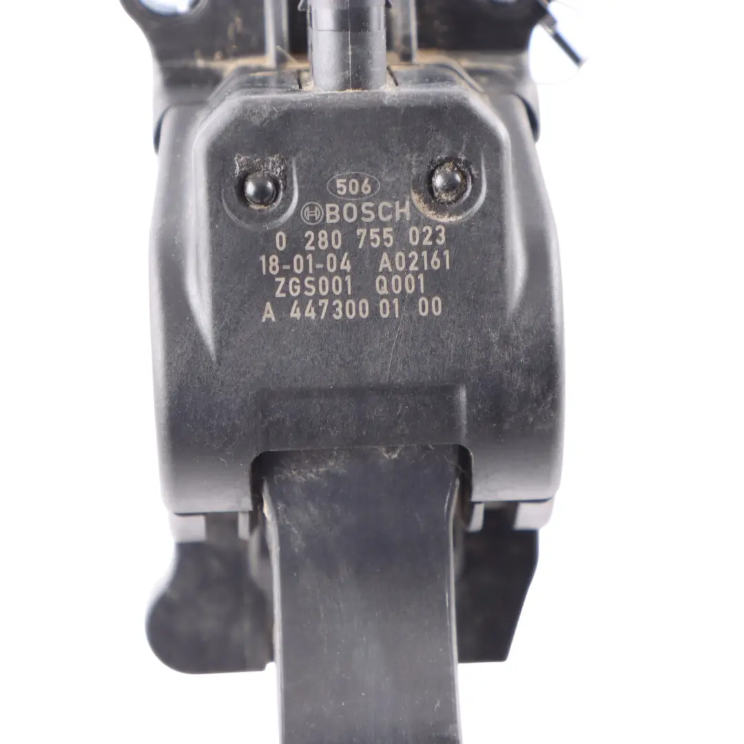 W907 Throttle Accelerator Pedal to Mercedes Vito W447 Sprinter W906 with Part number A4473000100 Mercedes Vito W447 Sprinter W906 W907 Throttle Accelerator Pedal - SKU A4473000100 - Part number A4473000100