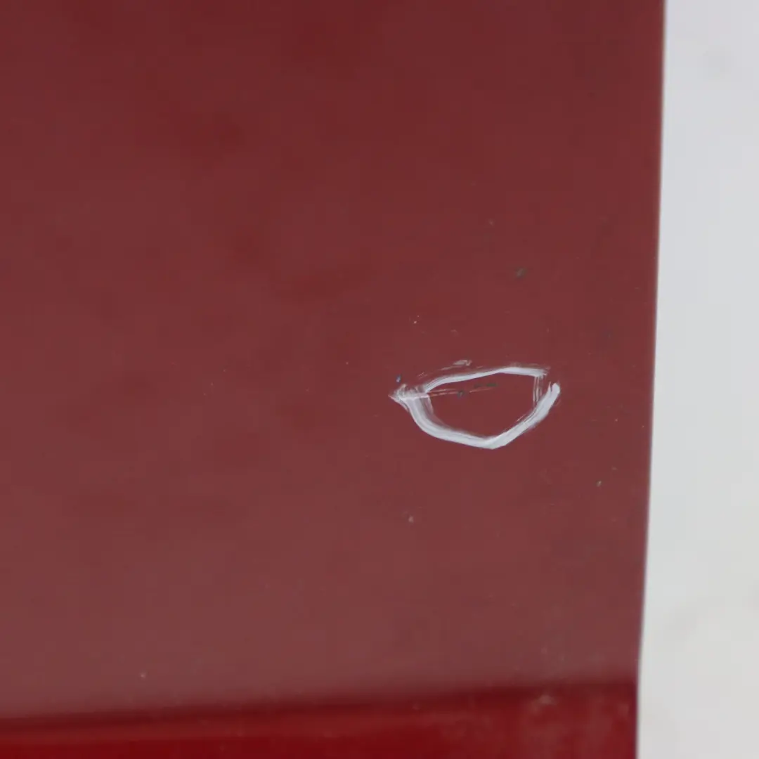 Porta posteriore destra Portellone posteriore Hyacinth Red - 334 per Mercedes W447 con numero di parte A4477402800 Mercedes W447 Porta posteriore destra Portellone posteriore Hyacinth Red - 334 - SKU A4477402800-HRE - Numero di parte A4477402800