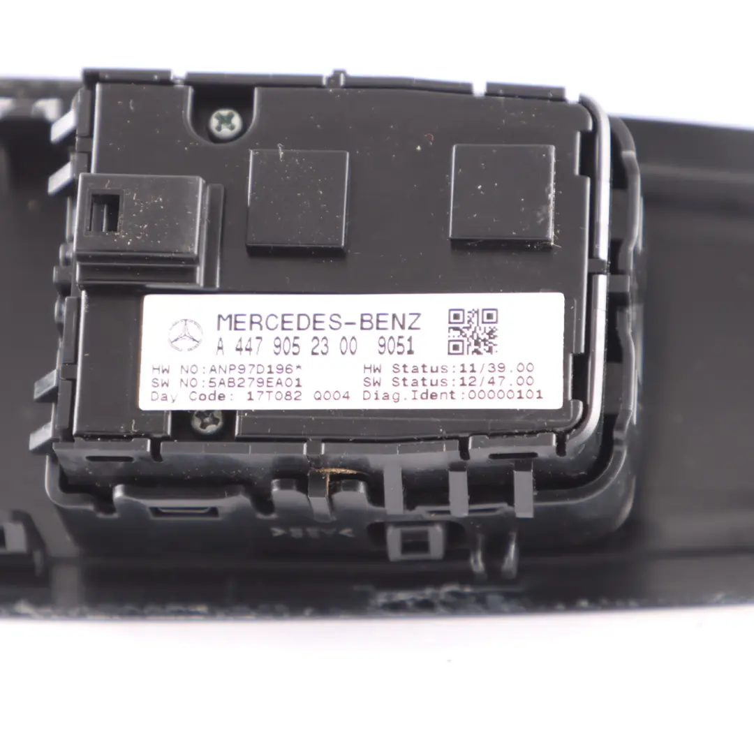 Window Regulator Switch Right O/S Door Trim Black to Mercedes Vito W447 with Part number A4479052300 Mercedes Vito W447 Window Regulator Switch Right O/S Door Trim Black - SKU A4479052300 - Part number A4479052300