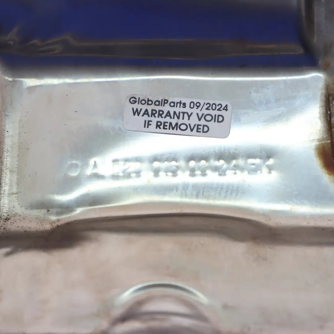 Osłona Głowicy Prawej do Mercedes X164 OM629 o numerze A6290160824 Mercedes X164 OM629 Osłona Głowicy Prawej - SKU A6290160824 - Numer Części A6290160824