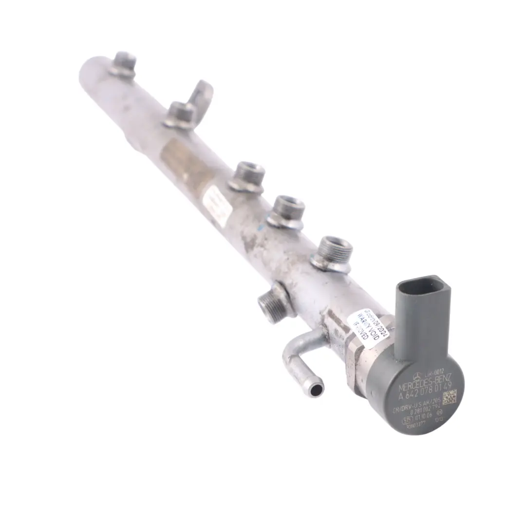 Capteur de rampe d'injection de carburant pour Mercedes W164 OM629 Diesel à propos du numéro de pièce A6290700795 Mercedes W164 OM629 Diesel Capteur de rampe d'injection de carburant - SKU A6290700795 - Numéro de pièce A6290700795