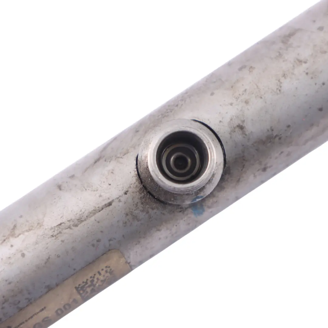 Distributor Right O/S Injection Rail to Mercedes W164 Diesel OM629 Fuel with Part number A6290701695 Mercedes W164 Diesel OM629 Fuel Distributor Right O/S Injection Rail - SKU A6290701695 - Part number A6290701695