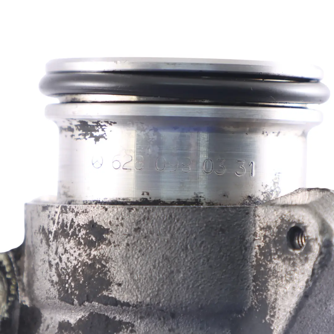 Lufteintritt Ladeluftkühler für Mercedes ML W164 CDI Diesel OM629 mit Teilenummer A6290983107 Mercedes ML W164 CDI Diesel OM629 Lufteintritt Ladeluftkühler - SKU A6290983107 - Teilenummer A6290983107