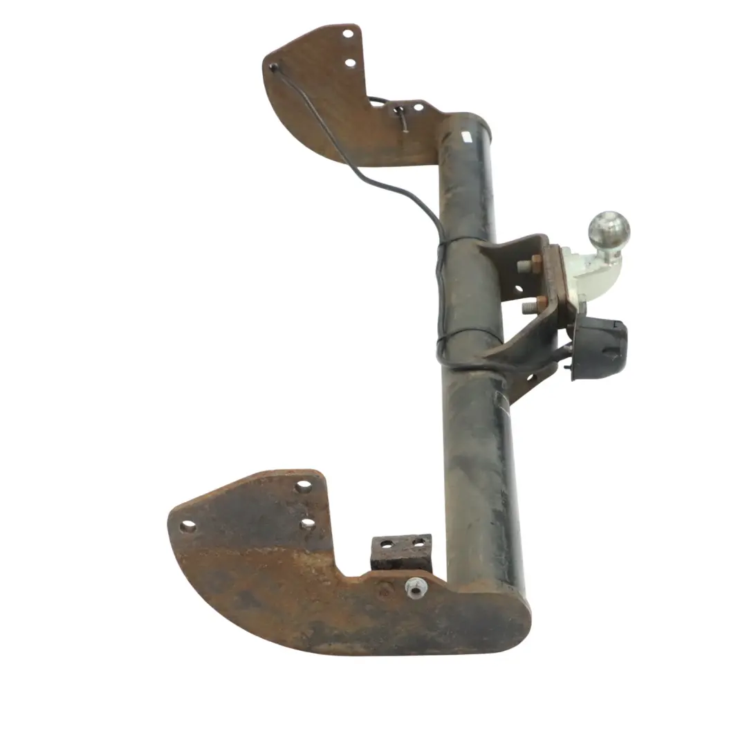 Mercedes Vito W639 Barre d'attelage arrière Mécanisme de remorquage Pare-chocs - SKU A6393101495-3 - Numéro de pièce A6393101495