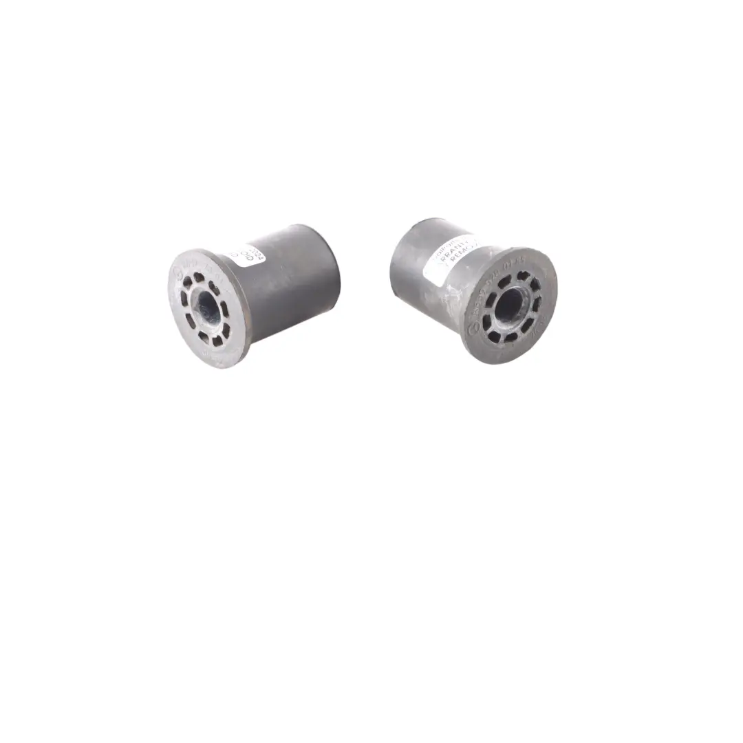 Set di boccole in gomma per alloggiamento filtro aria per Mercedes W906 con numero di parte A6395280185 Mercedes W906 Set di boccole in gomma per alloggiamento filtro aria - SKU A6395280185 - Numero di parte A6395280185