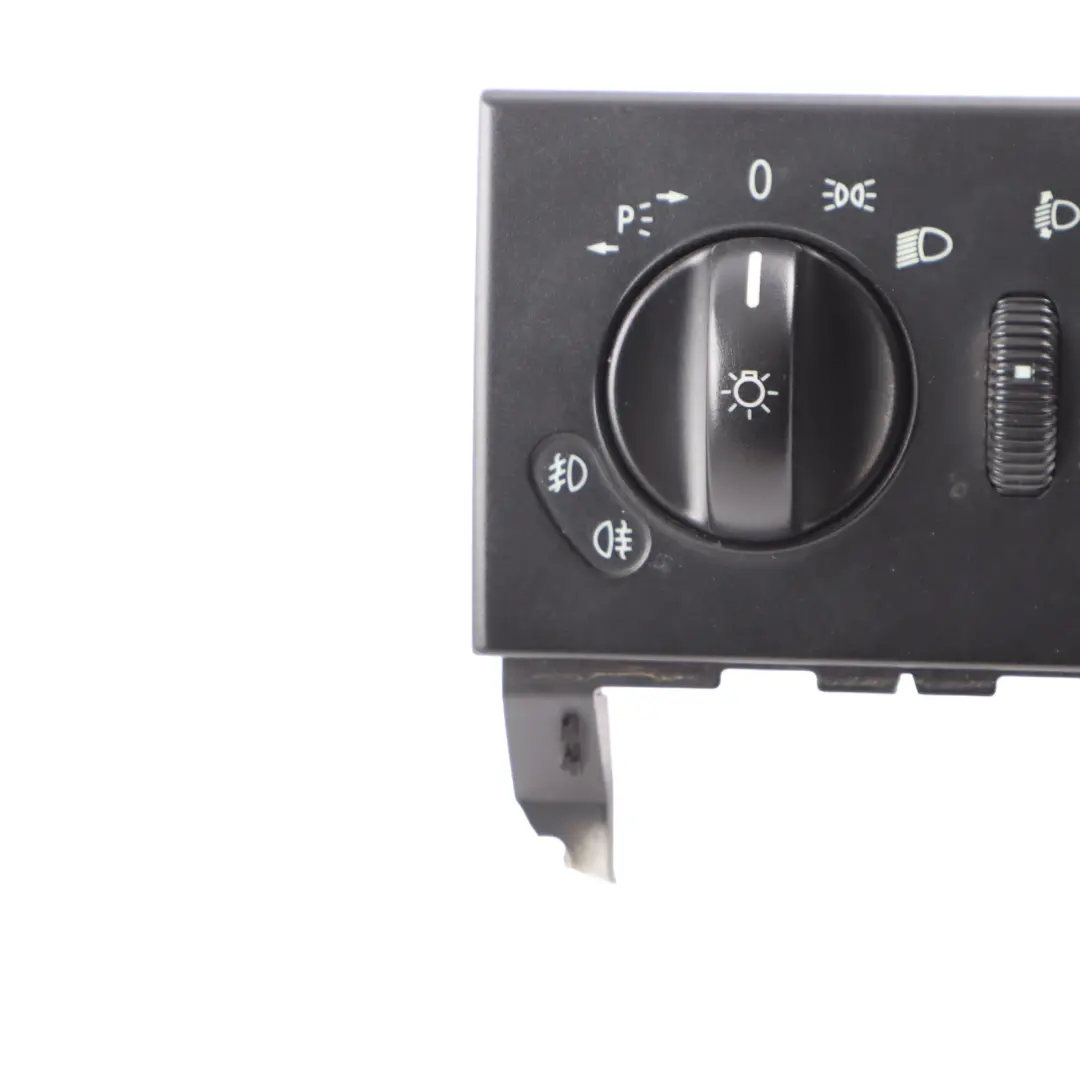 Mercedes Vito Viano W639 Interrupteur de phares Bouton de commande - SKU A6395450204-4 - Numéro de pièce A6395450204