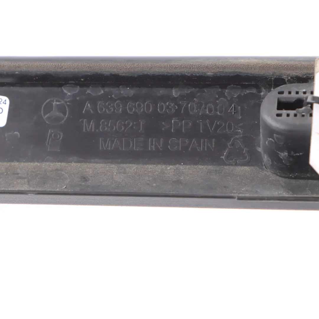 Hochdach Abdeckung Leiste Mitte Links für Mercedes W639 mit Teilenummer A6396900370 Mercedes W639 Hochdach Abdeckung Leiste Mitte Links - SKU A6396900370 - Teilenummer A6396900370