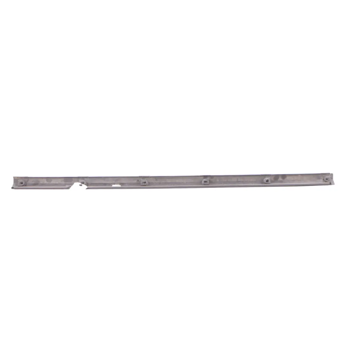 Mercedes W639 Moulure Centrale Gauche Pour Toit Surélevé Non Fournie - SKU A6396900370 - Numéro de pièce A6396900370