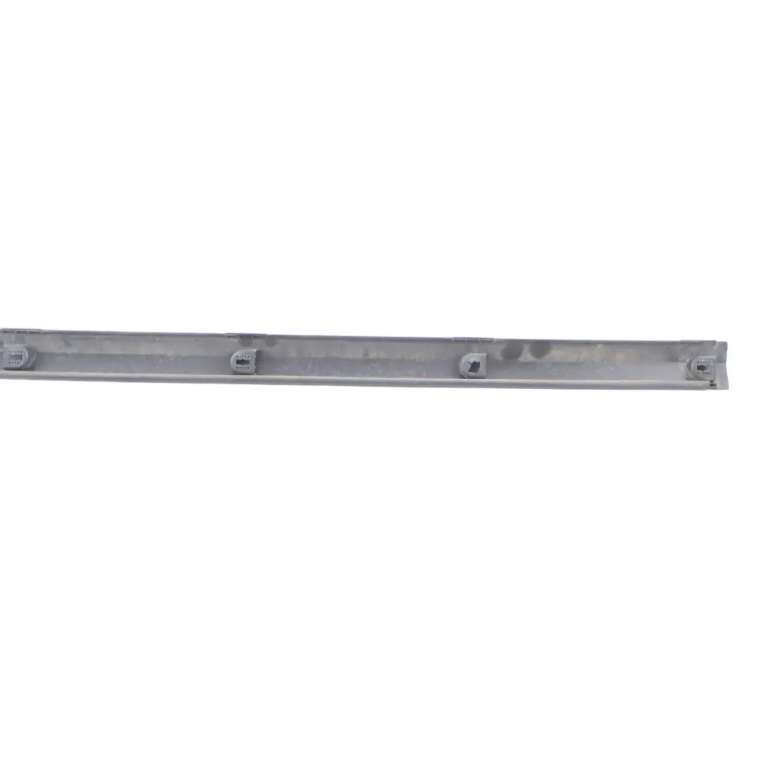 Mercedes W639 Moulure Centrale Gauche Pour Toit Surélevé Non Fournie - SKU A6396900370 - Numéro de pièce A6396900370