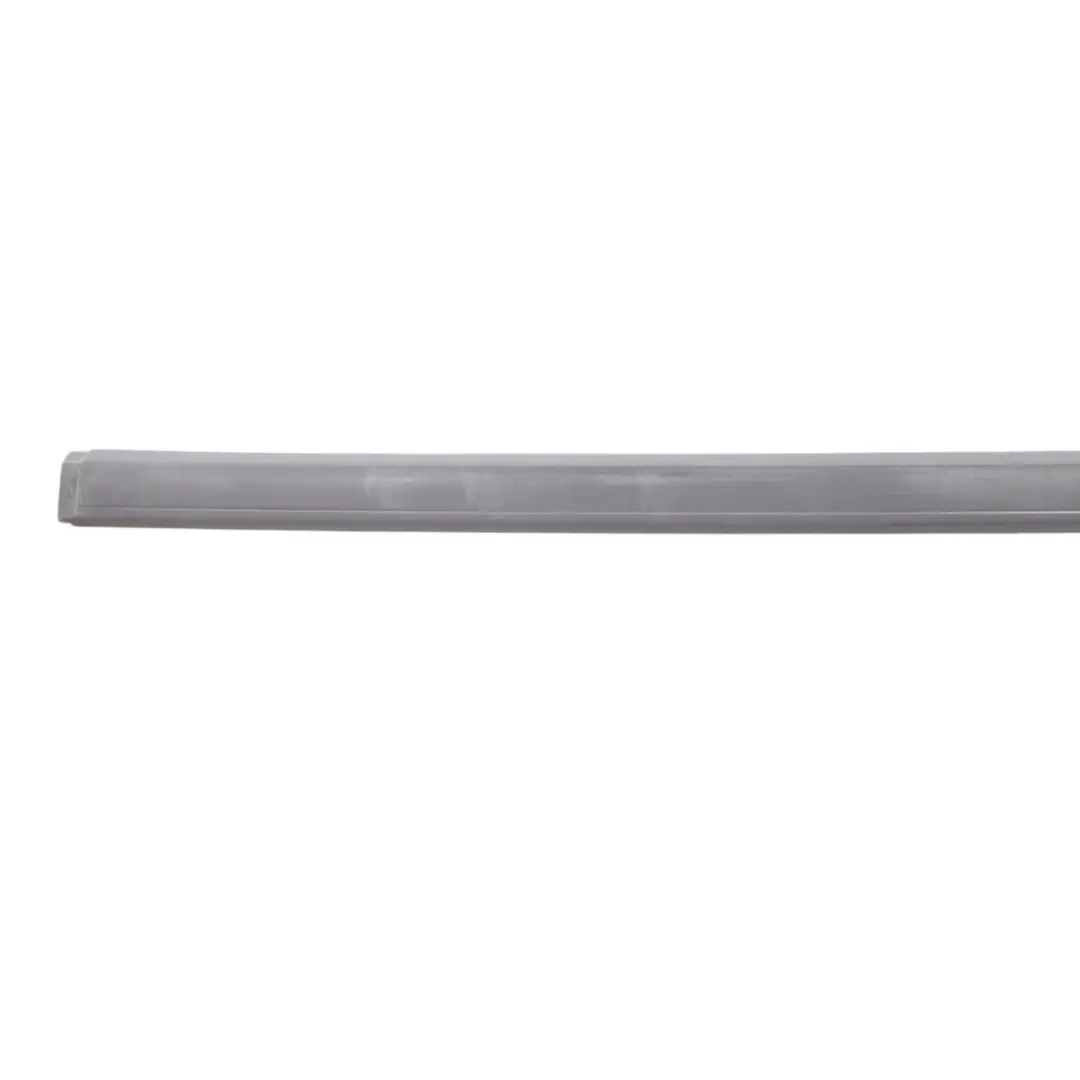 Mercedes W639 Techo Strip Moulding Centro Derecha Trim Top Cover - SKU A6396900470 - Número de pieza A6396900470