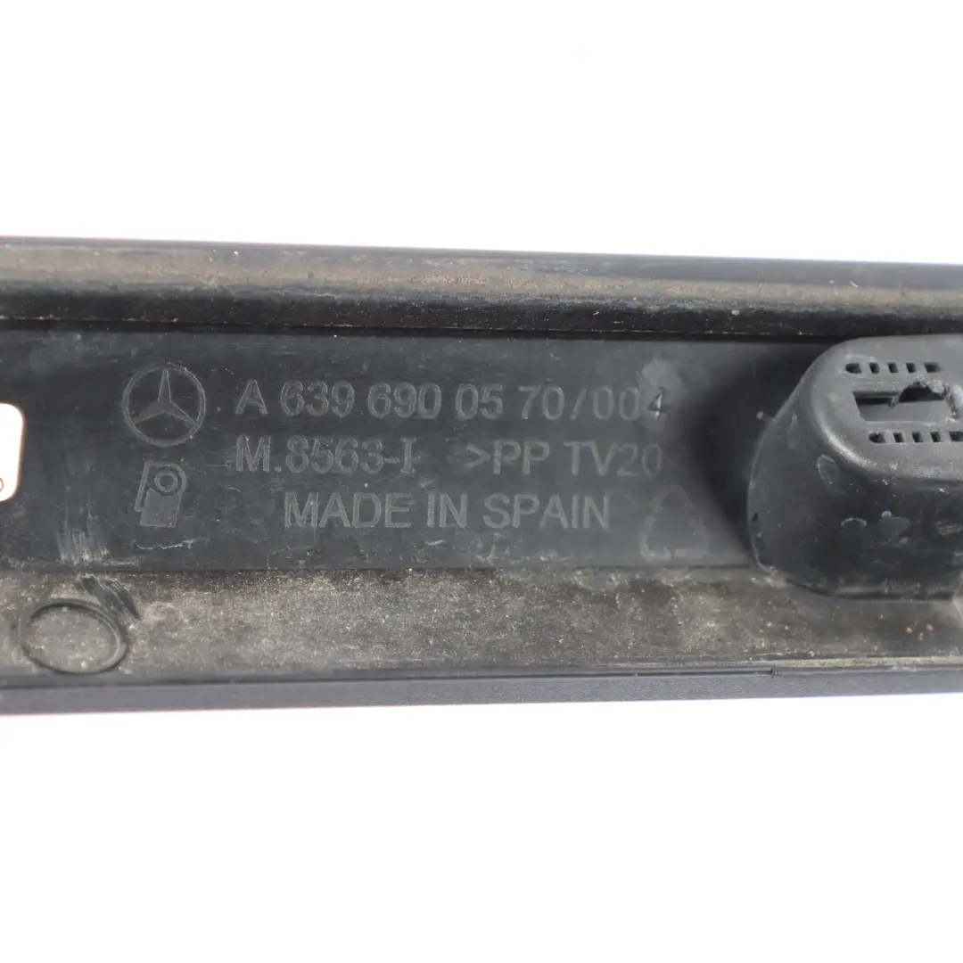 Techo Alto Tira Tapa Moldura Trasera Izquierda para Mercedes W639 con número de pieza A6396900570 Mercedes W639 Techo Alto Tira Tapa Moldura Trasera Izquierda - SKU A6396900570 - Número de pieza A6396900570