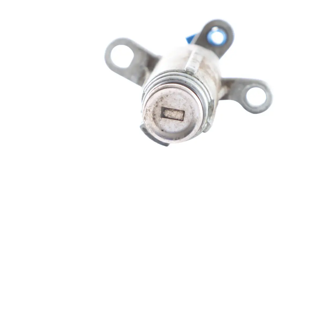Mercedes W639 Bloccaggio Portellone Posteriore Cilindro Bloccaggio - SKU A6397600005 - Numero di parte A6397600005