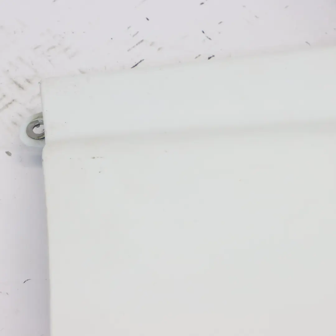 Pannello alare anteriore destro Parafango Arctic White - 9147 per Mercedes Vito W639 con numero di parte A6398800700 Mercedes Vito W639 Pannello alare anteriore destro Parafango Arctic White - 9147 - SKU A6398800700-ARW - Numero di parte A6398800700