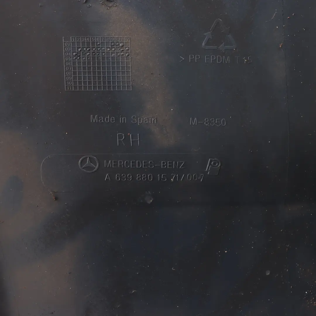 Bumper Right O/S Side Corner Trim Jaspis Blue - 345 to Mercedes Vito W639 Rear with Part number A6398801571 Mercedes Vito W639 Rear Bumper Right O/S Side Corner Trim Jaspis Blue - 345 - SKU A6398801571-JAS - Part number A6398801571