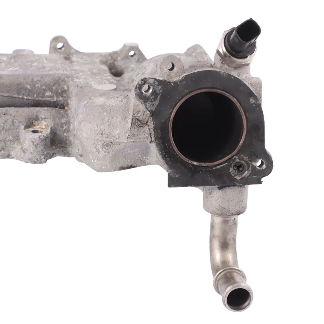 Collecteur d'admission Conduite d'air gauche pour Mercedes W164 W251 W639 à propos du numéro de pièce A6420902737 Mercedes W164 W251 W639 Collecteur d'admission Conduite d'air gauche - SKU A6420902737 - Numéro de pièce A6420902737