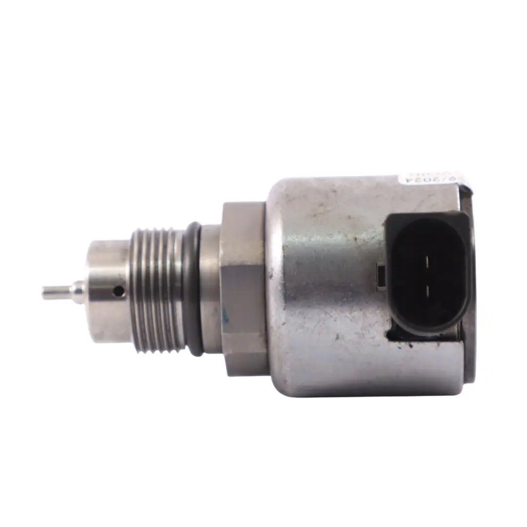 OM651 Fuel Rail Distributor Injection 9307Z522A00 to Mercedes W204 C207 W212 W906 with Part number A6510700495 Mercedes W204 C207 W212 W906 OM651 Fuel Rail Distributor Injection 9307Z522A00 - SKU A6510700495-2 - Part number A6510700495