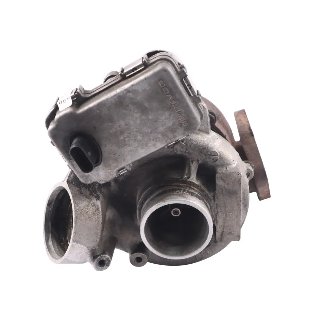 OM651 Turbocompresor Turbo para Mercedes W639 W906 Motor Diesel con número de pieza A6510900186 Mercedes W639 W906 Motor Diesel OM651 Turbocompresor Turbo - SKU A6510900186 - Número de pieza A6510900186