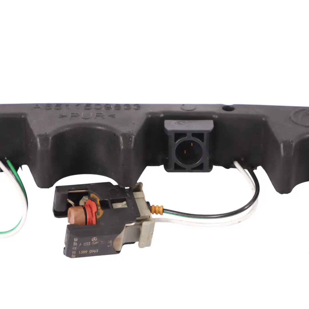 OM651 Einspritzdüsensteuergerät Modul Sensor für Mercedes W204 mit Teilenummer A6511509833 Mercedes W204 OM651 Einspritzdüsensteuergerät Modul Sensor - SKU A6511509833 - Teilenummer A6511509833