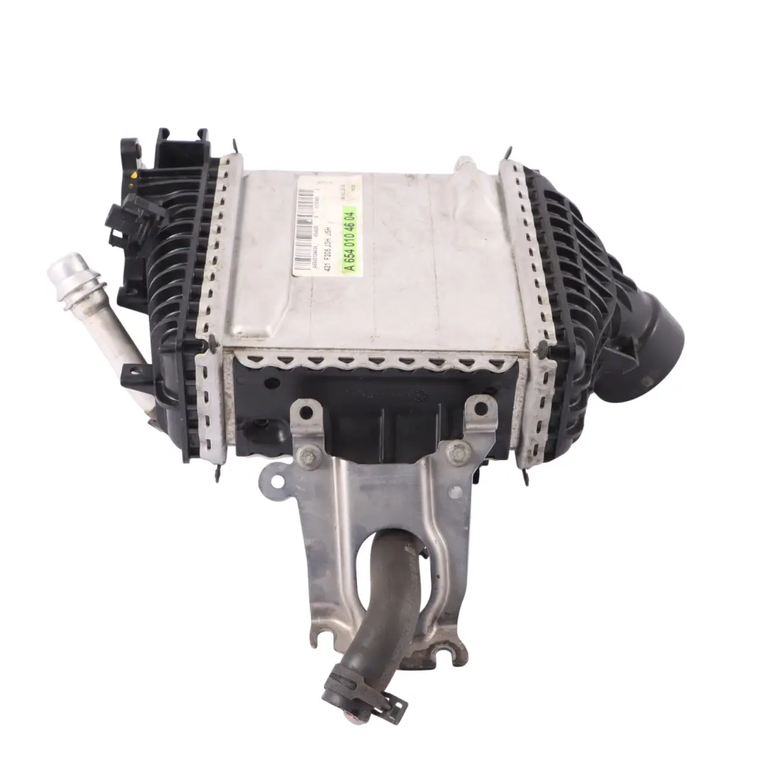 Kühler Zwischenkühler Ladeluftkühler Turbo für Mercedes W213 mit Teilenummer A6540906100 Mercedes W213 Kühler Zwischenkühler Ladeluftkühler Turbo - SKU A6540906100 - Teilenummer A6540906100