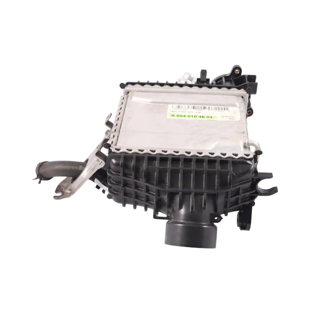 Radiator Intercooler Charge Air Cooler Turbo to Mercedes W213 with Part number A6540906100 Mercedes W213 Radiator Intercooler Charge Air Cooler Turbo - SKU A6540906100 - Part number A6540906100